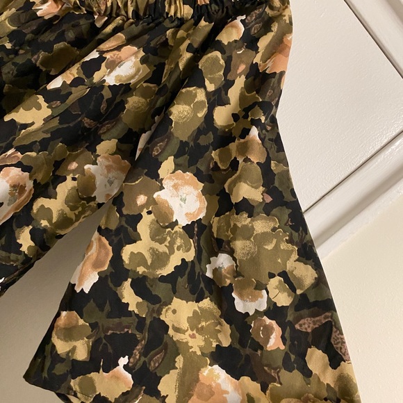 French Connection Camo Floral Bell Sleeve Tunic Sz M - Picture 6 of 8